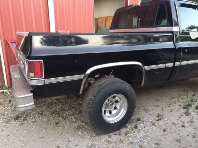 1982 chevrolet c10 k10 bed tailgate & bumper only