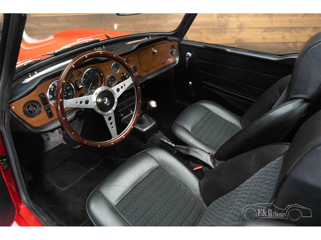 1971 triumph tr6