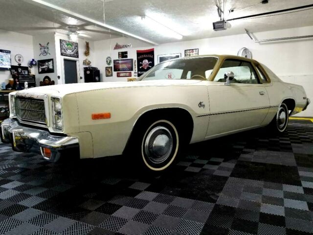 1977 plymouth fury 2 door / only 4k documented miles! / like new