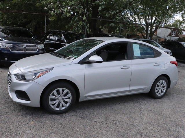2021 hyundai accent se