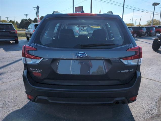 2021 subaru forester base