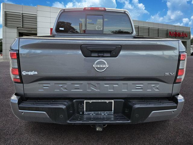 2022 nissan frontier sv
