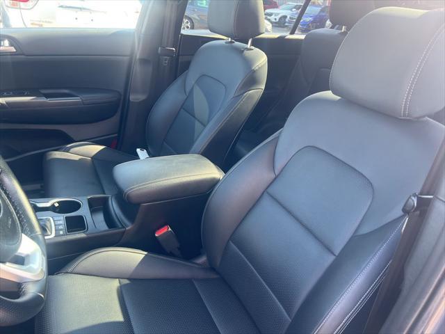 2022 kia sportage s