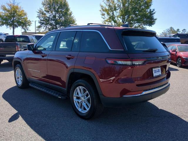 2023 jeep grand cherokee laredo