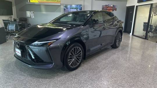 2023 Lexus RZ