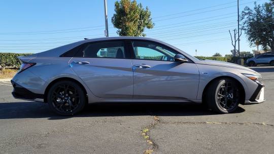 2025 Hyundai Elantra