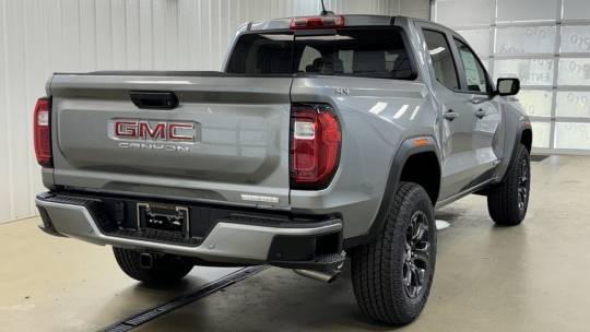 2024 GMC Canyon