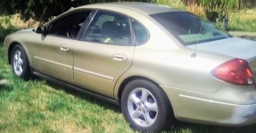 2000 ford taurus se in california by owner