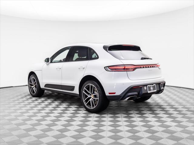 2024 porsche macan base