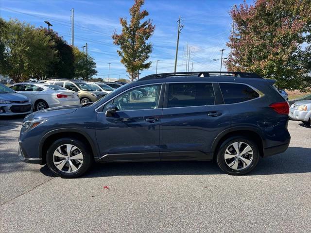 2023 subaru ascent premium 8-passenger