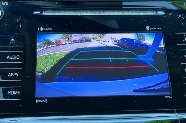 2017 toyota prius v four
