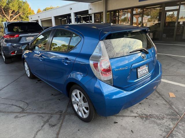 2014 toyota prius c four
