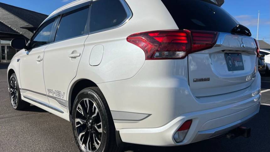 2018 mitsubishi outlander phev sel