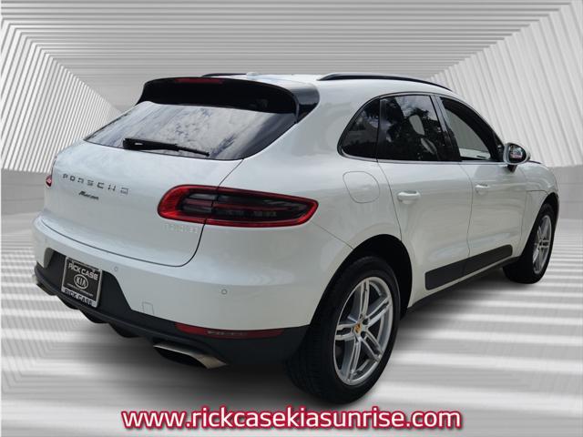 2018 porsche macan base