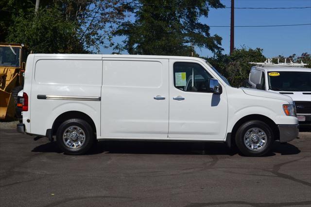 2017 nissan nv cargo nv3500 hd s v8