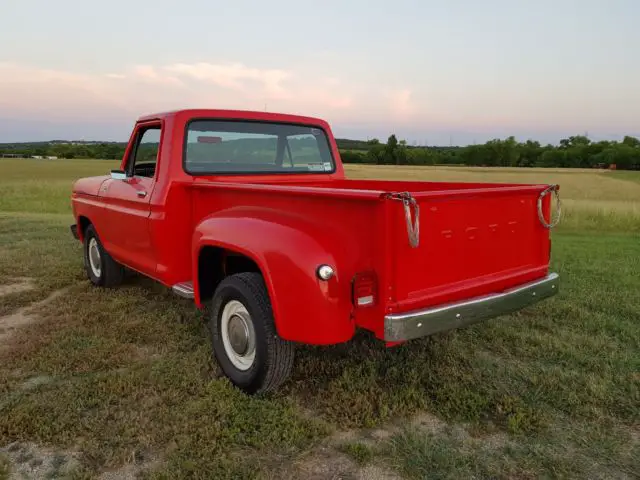 1977 ford f100 stepside 130,000 original miles new paint and many other parts