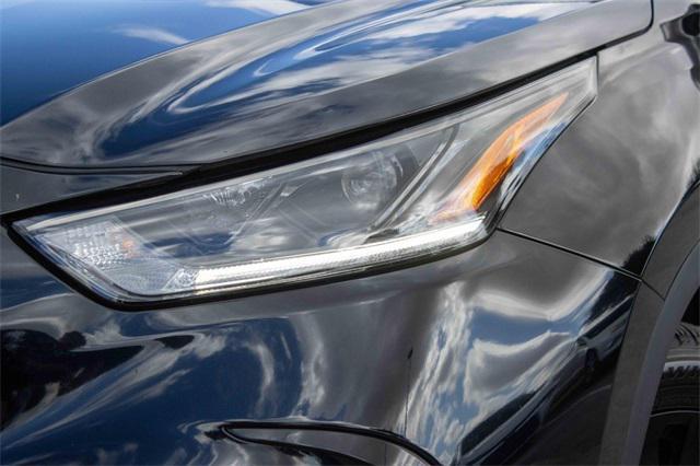 2023 toyota highlander xse