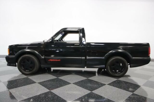 cyclone black v8 turbo turbocharged classic vintage collector rare auto v8 sonom