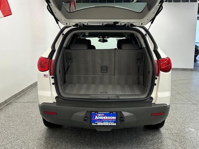 2012 chevrolet traverse ls