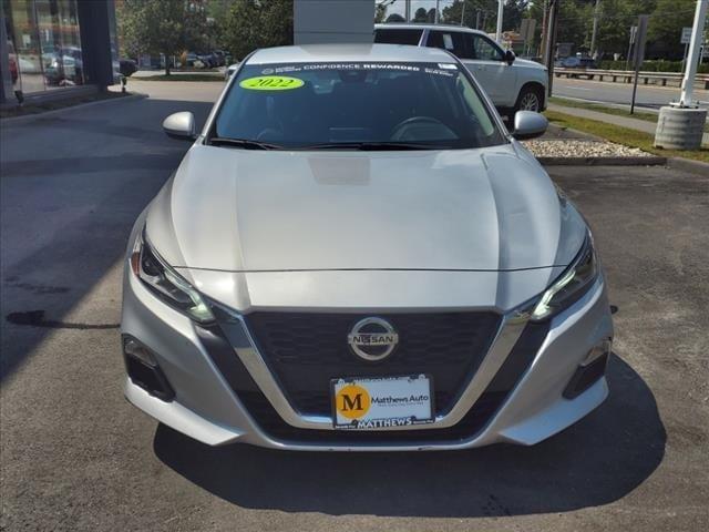 2022 nissan altima 2.5 sv