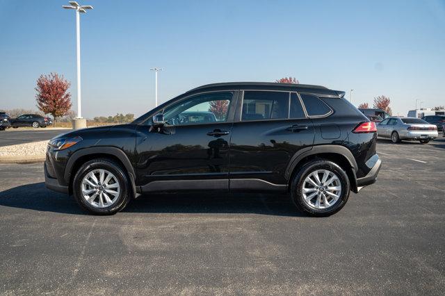 2023 toyota corolla cross le