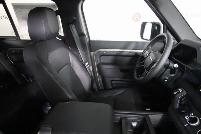 2024 land rover defender 110 p400 x-dynamic se