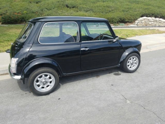 1976 mini cooper "rhd" limited edition interior
