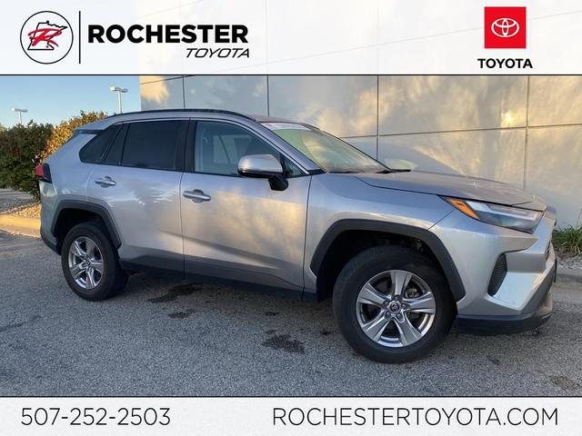 2022 toyota rav4 xle