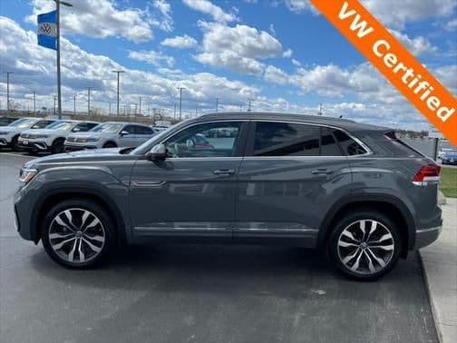 2021 volkswagen atlas cross sport 3.6l v6 sel r-line in green bay, wisconsin