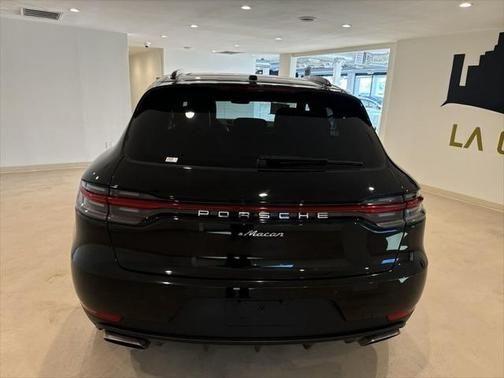2020 porsche macan
