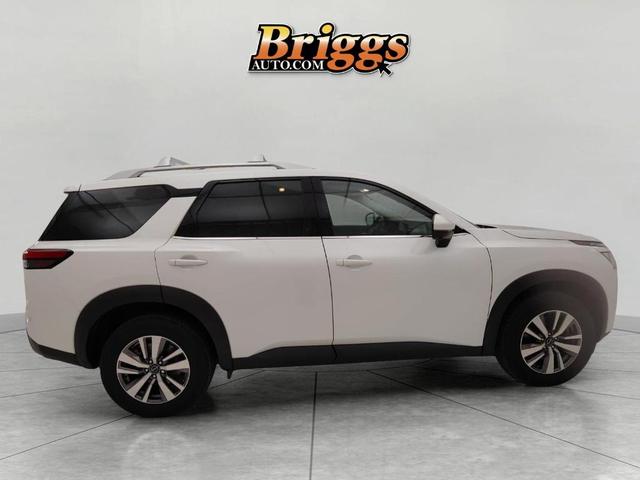 2023 nissan pathfinder sl