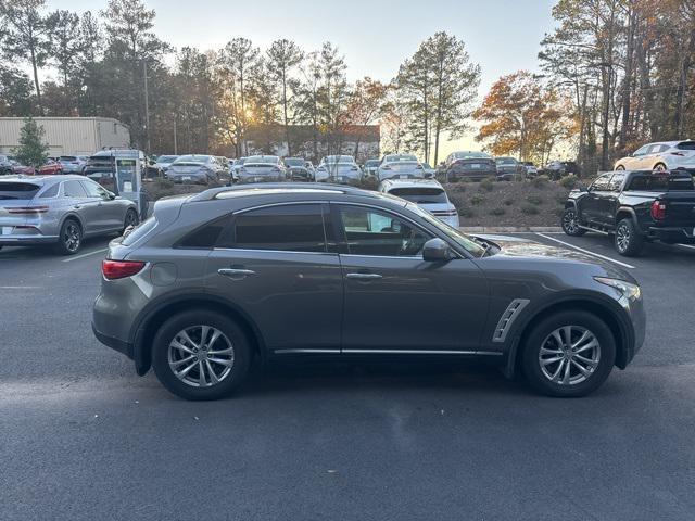 2010 infiniti fx35 base