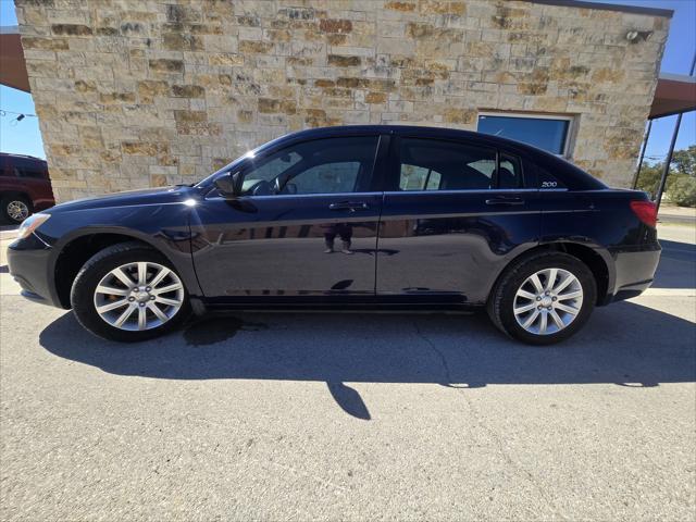 2013 chrysler 200 touring