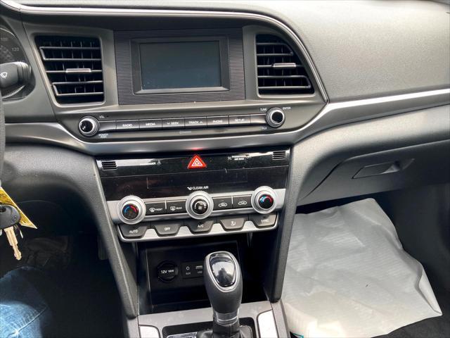 2020 hyundai elantra se