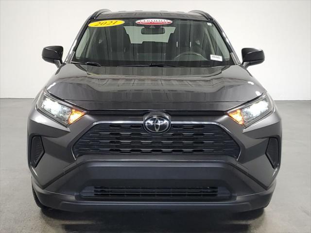 2021 toyota rav4 le