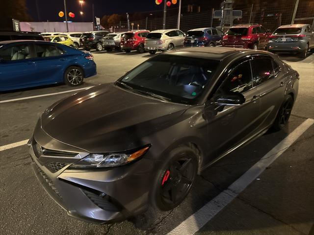 2020 toyota camry se