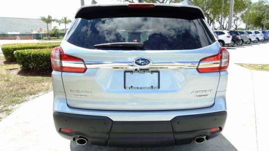 2022 subaru ascent limited 7-passenger