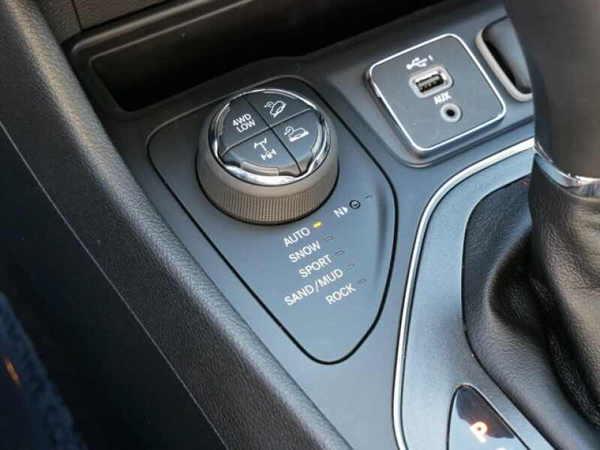 2019 jeep cherokee in augusta, michigan