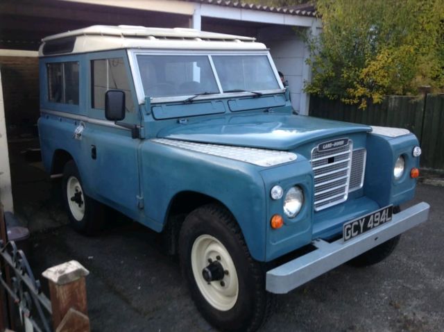 superb 1972 land rover series 3 safari station wagon