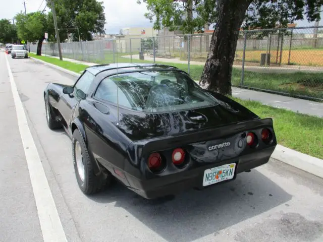 1982 corvette no reserve, #'s matching, same owner since 1997