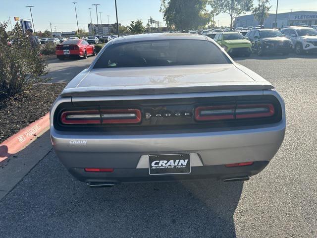 2017 dodge challenger r/t
