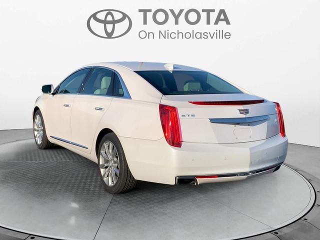 2017 cadillac xts luxury