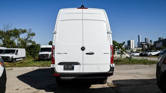 2024 Mercedes-Benz Sprinter