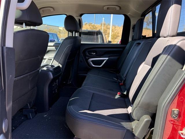 2019 nissan titan pro-4x