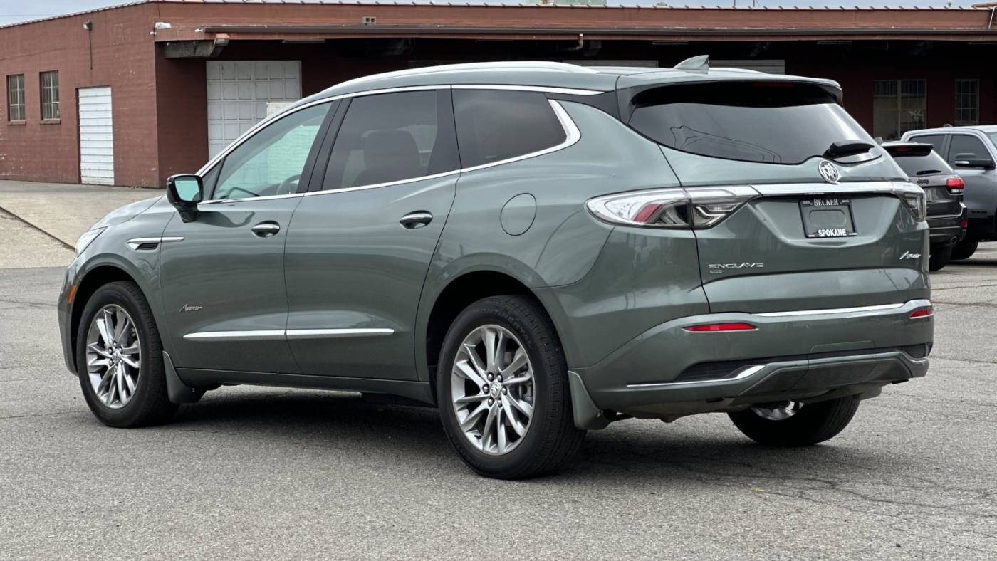 2023 buick enclave avenir