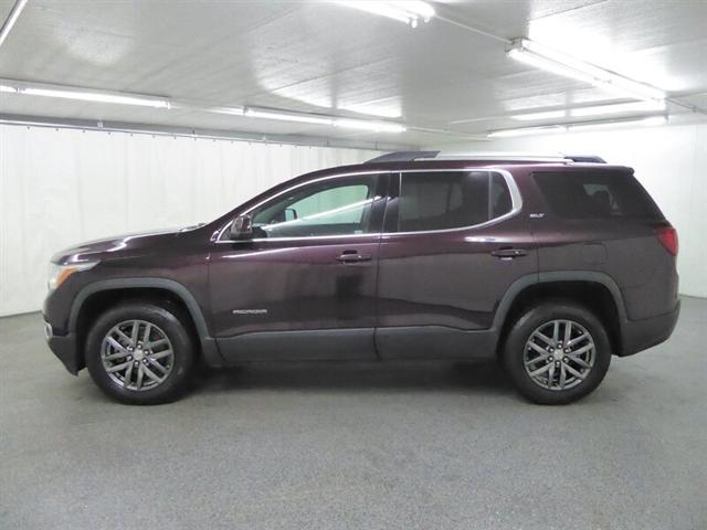 2017 gmc acadia slt-1