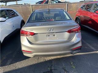 2022 Hyundai Accent sel