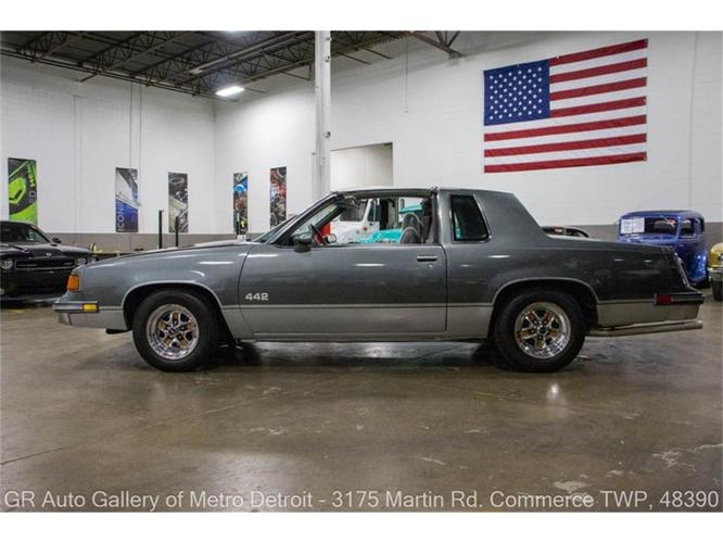 1987 oldsmobile cutlass supreme in kentwood, michigan
