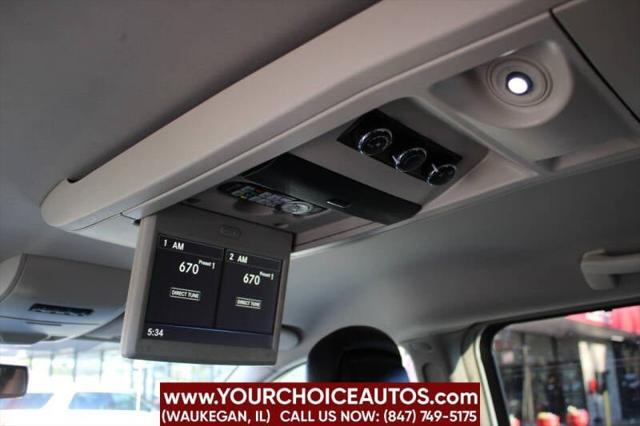 2015 chrysler town & country touring-l