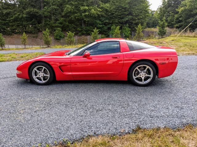 2003 chevrolet corvette base